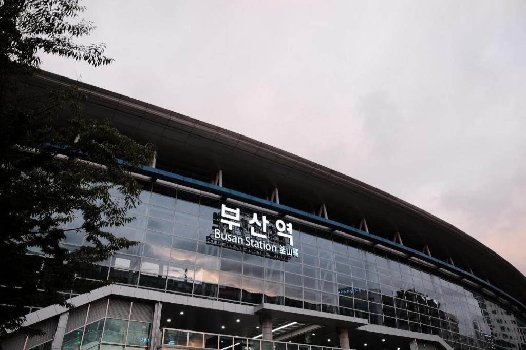 City Hotel G&G Busan Bagian luar foto